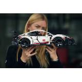 LEGO® Technic Porsche 911 RSR