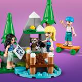 LEGO Friends Furgoneta de camping si barca cu panze