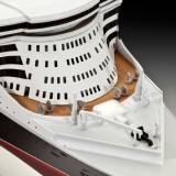 REVELL Queen Mary 2 