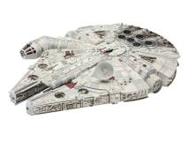  Millennium Falcon (classic)