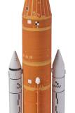 Revell nava spatiala NASA Artemis Space Launch System (SLS)