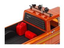 Revell automacheta Jeep J-10 pickup cu camper